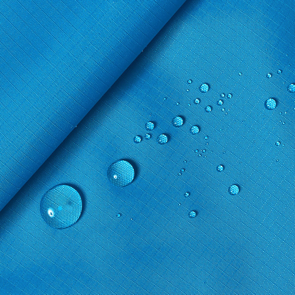 Waterproof vs Standard Shade Cloth